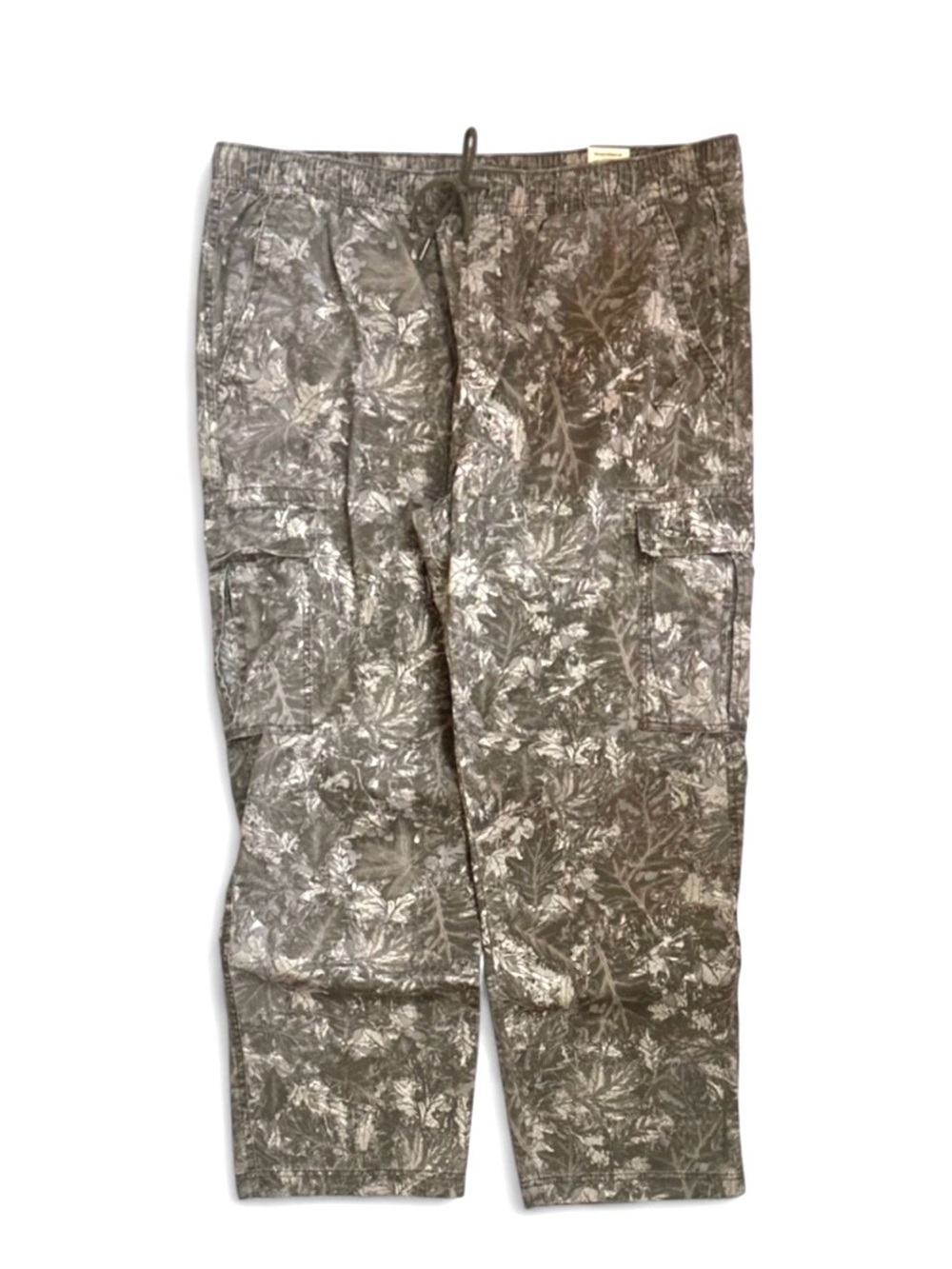Camo Cargo Pull-on Pants Size Men’s XL (40-42” waist) [NWT]